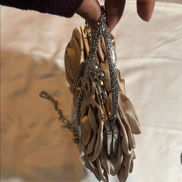 Elegant Gold and Black bags Bundle - Picture 9 of 14